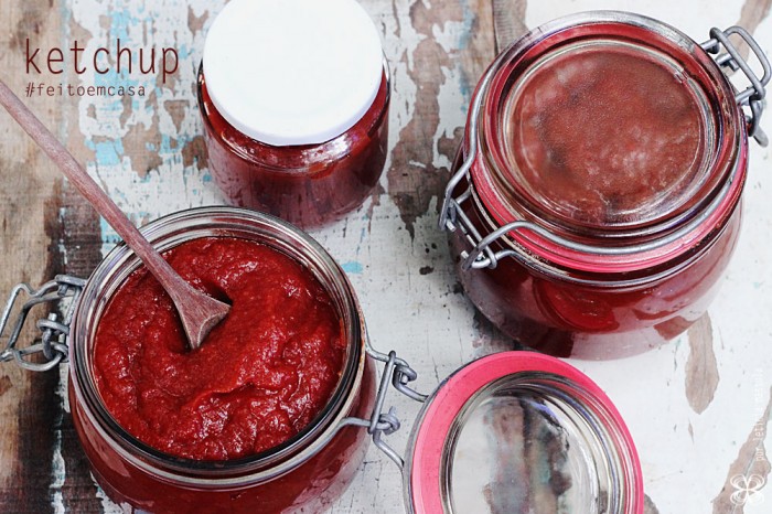 ketchup-DIY-feito-em-casa-sem-conservantes-(leticia-massula-para-cozinha-da-matilde)
